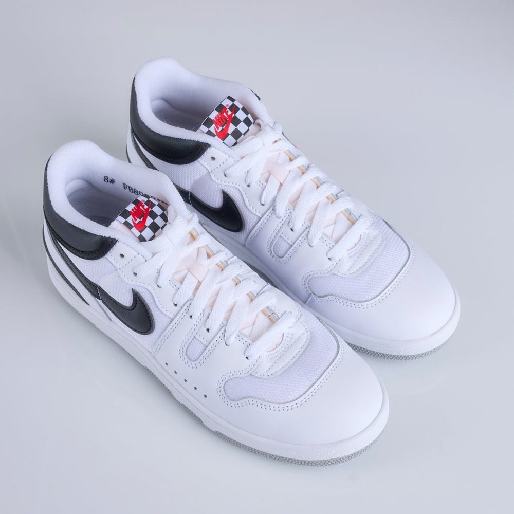 Nike Men's Attack White & Black Sneaker Men 10